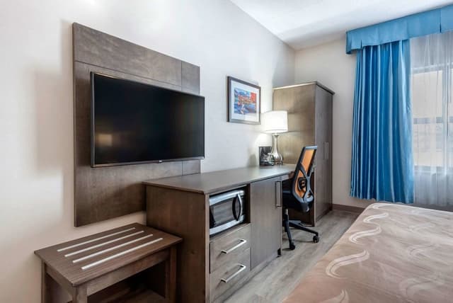 Standard Room, 1 Queen Bed, Non Smoking