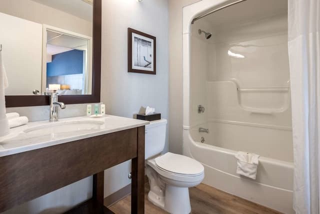 Suite, 2 Queen Beds, Non Smoking
