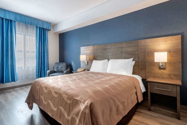 Standard Room, 1 Queen Bed, Non Smoking