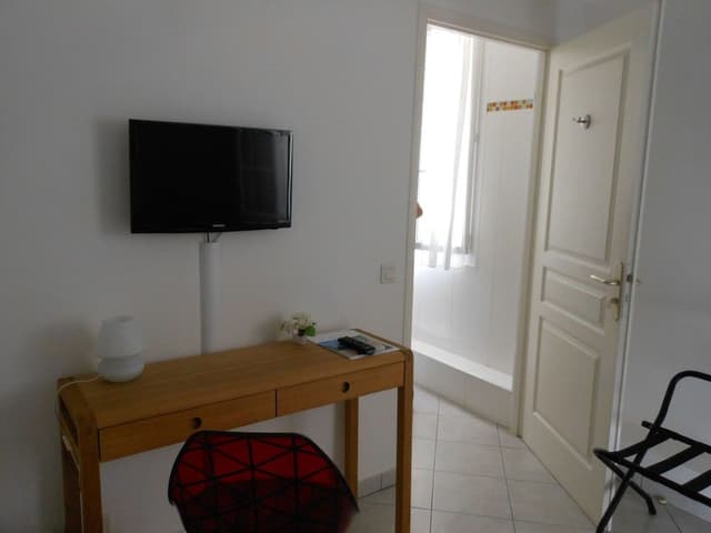 Standard Double Room (20m²)