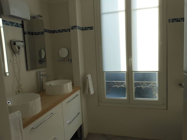 Superior Double Room, Balcony (28m²)