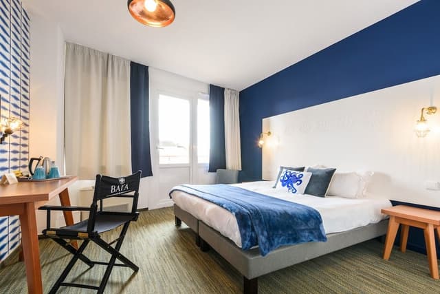 Standard Room, Non Smoking, Courtyard View
