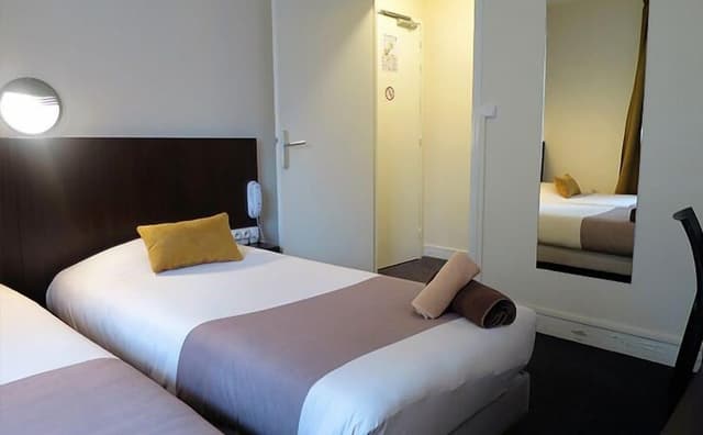 Classic Triple Room, Connecting Rooms