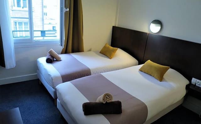 Classic Triple Room, Connecting Rooms