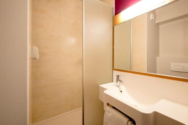 Double Room - Non-Smoking