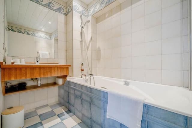 Junior Quadruple Room, Balcony, Lake View (Family)