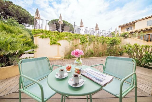 Deluxe Double Room, 1 Queen Bed, Terrace
