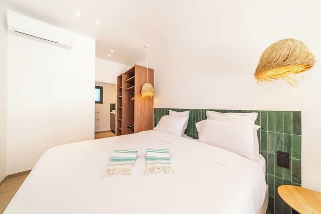 Junior Suite, 1 Queen Bed with Sofa bed, Terrace