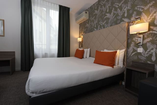 Superior Double Room (Air-Conditioned)