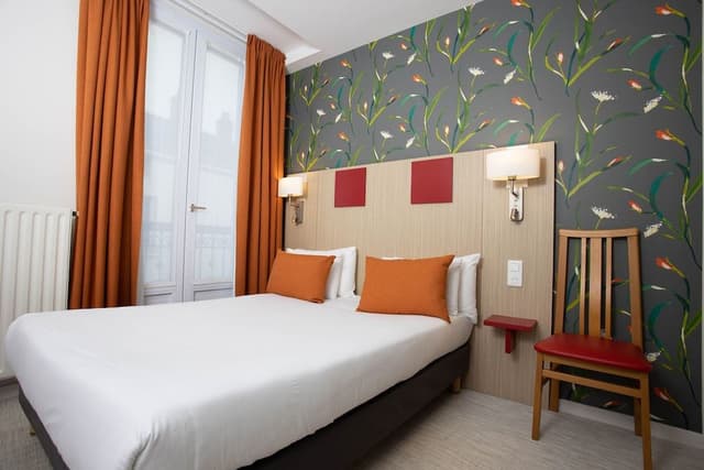 Double Room (Air Conditioning)