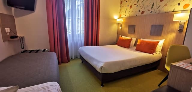 Superior Triple Room (Climatisée)
