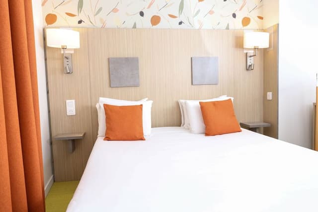 Superior Double Room (Air-Conditioned)