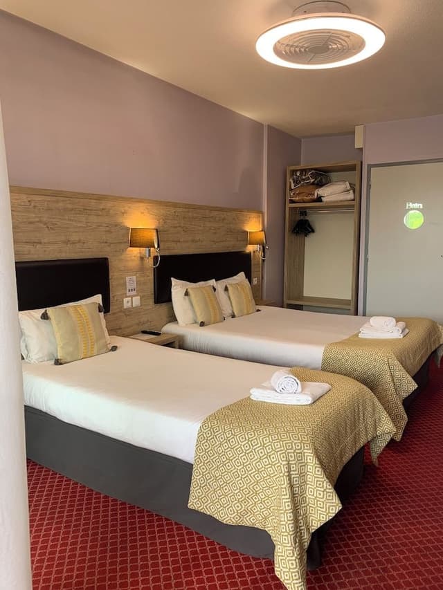 Triple Room
