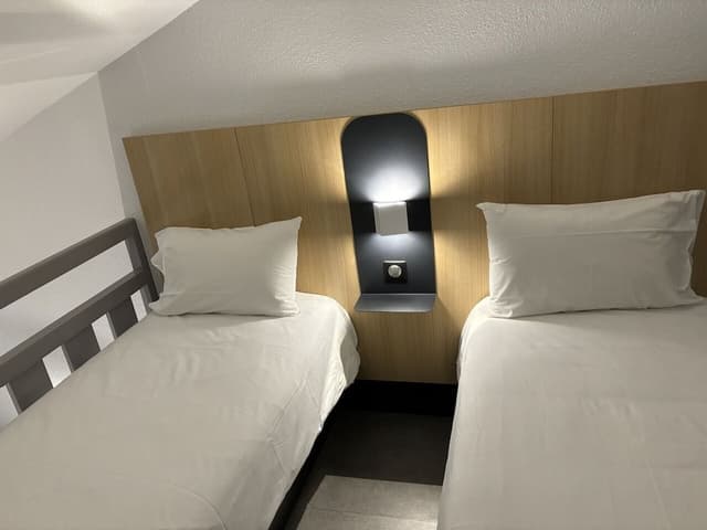 Family Room, Multiple Beds