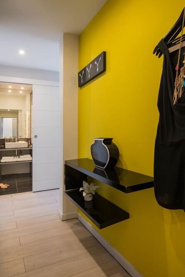 Economy Studio