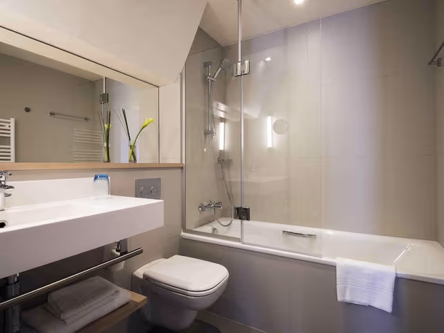 Privilege, Double Room, 1 Double Bed, Balcony, Park View