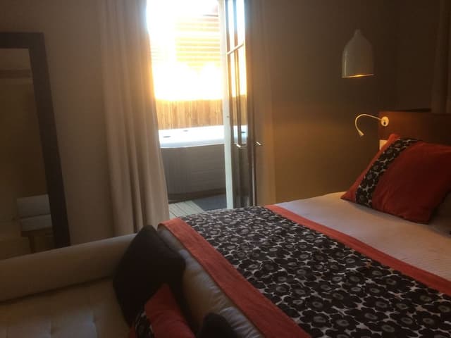 Junior Suite (Jacuzzi)