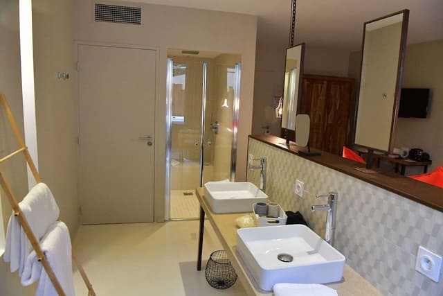 Superior Room (Jacuzzi)