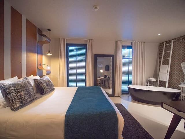 Superior Room (Jacuzzi)