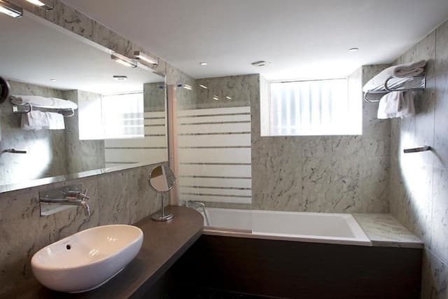 Room Pavillon Renaissance
