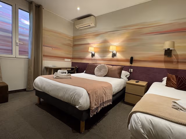Triple room painted wall view
