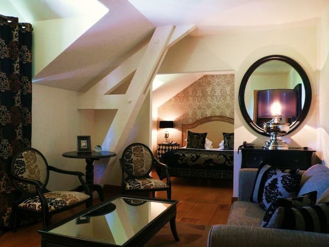 Presidential Apartment, 5 Bedrooms, Park View