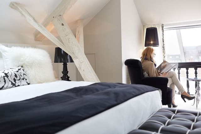 Signature Room