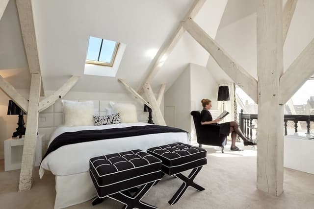 Signature Room