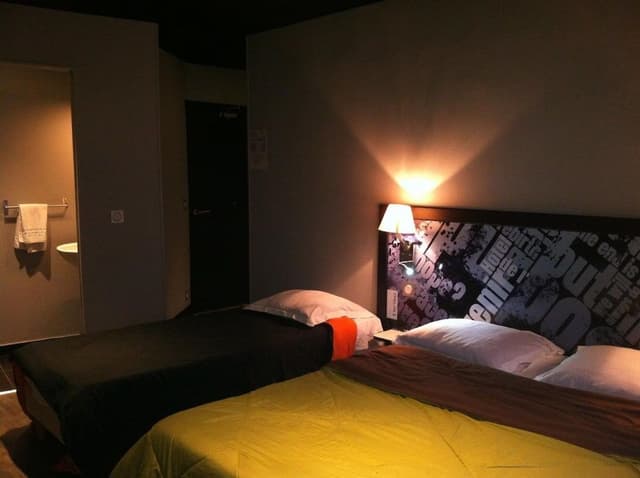 Triple Room,Private Bathroom (shared toilets)