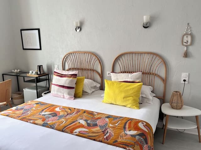 Twin Room, Sea view, Queen size bed or 2 Twin Beds
