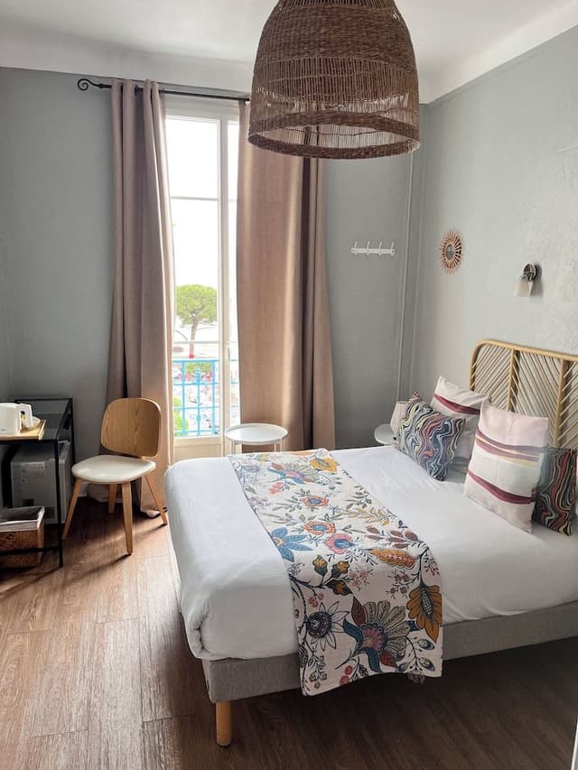 Classic Double Room, 1 Double Bed, Sea Facing