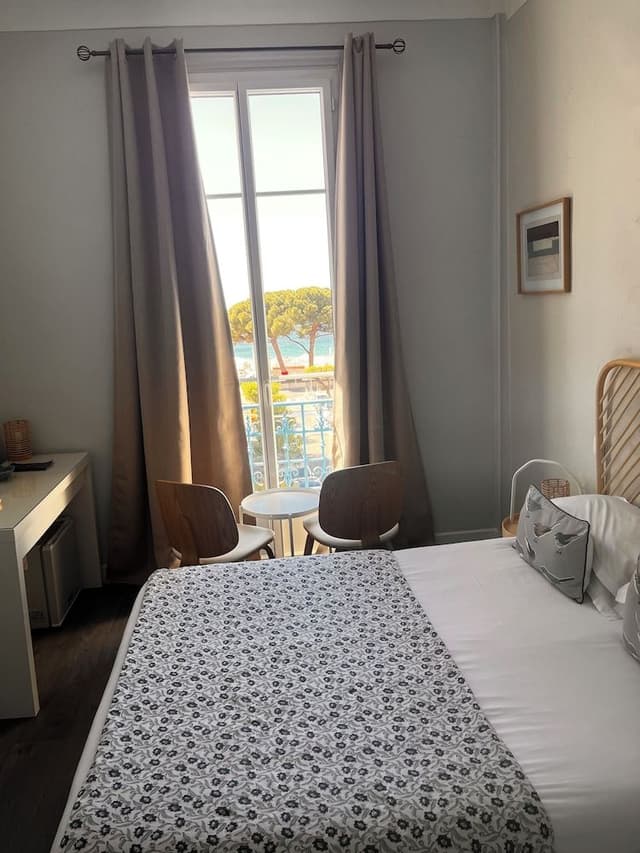 Classic Double Room, 1 Double Bed, Sea Facing