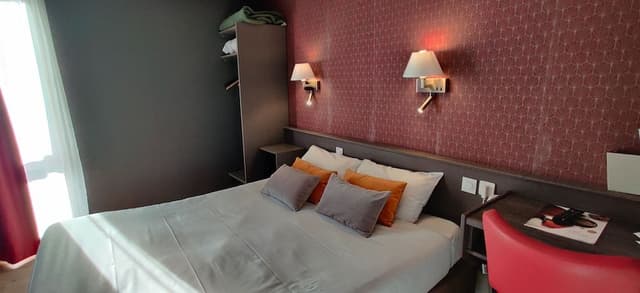 Economy Double or Twin Room, Multiple Bedrooms