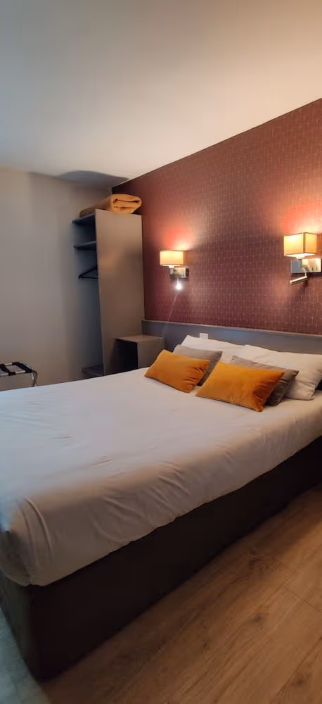 Economy Double or Twin Room, Multiple Bedrooms