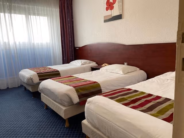 Comfort Triple Room