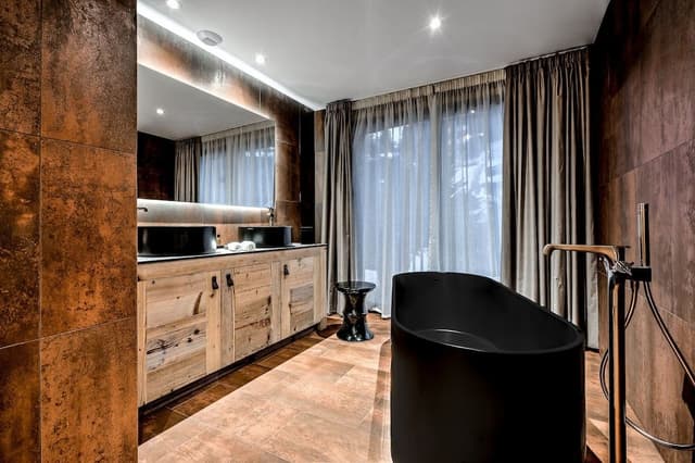 Luxury Apartment, 3 Bedrooms, Mountain View