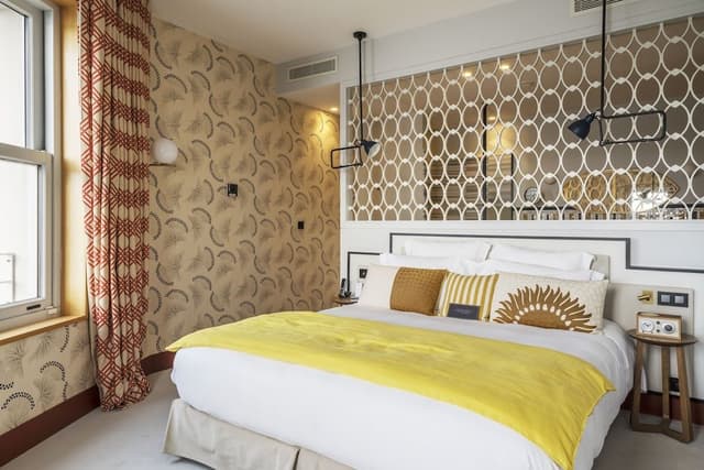 Luxury Suite, 1 King Bed, Sea View