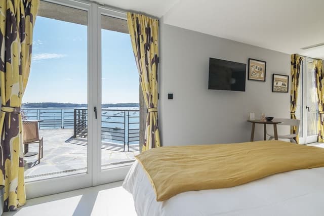 Luxury Double Room, 1 King Bed, Balcony, Sea View