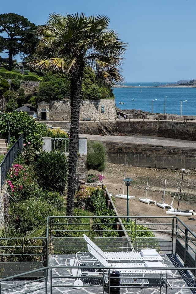 Luxury Double Room, 1 King Bed, Balcony, Sea View