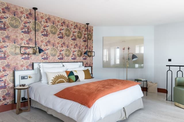 Luxury Double Room, 1 King Bed, Balcony, Sea View