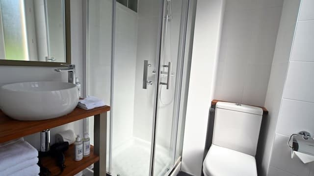 Comfort Double Room, 1 Queen Bed, City View