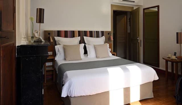 Comfort Double Room, 1 Queen Bed, City View