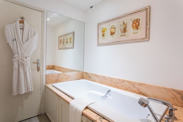 Superior Double Room, 1 Queen Bed, Balcony, Garden View
