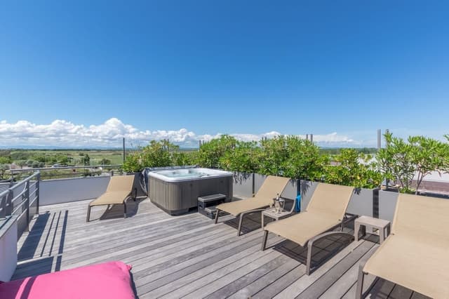 Premium Suite, Terrace