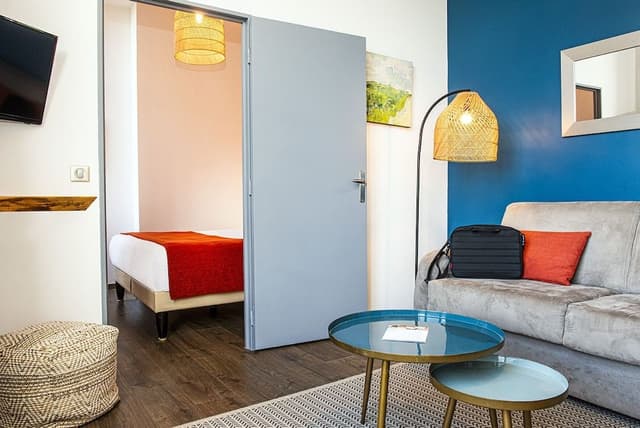 Superior Room with Sitting Area