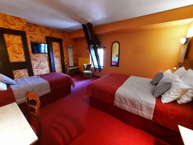 Comfort Triple Room