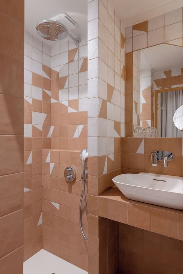 Double Room with Shower
