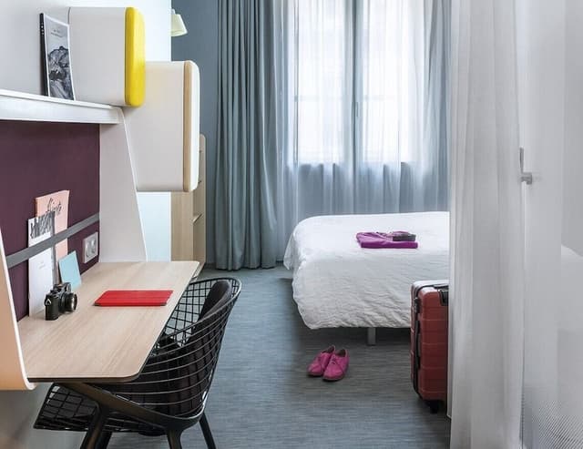 Classic Double Room (snacks & drinks self service in the Lounge Club)