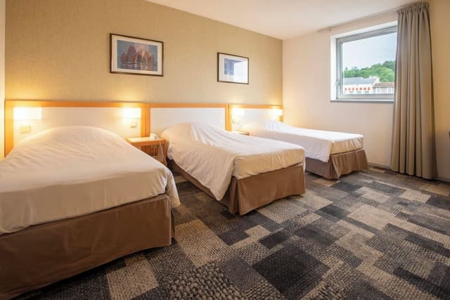 Triple Room, 3 Twin Beds