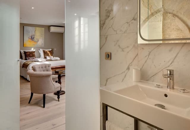 CLEMENT VII Spa & Fitness with Balcony and access to the roof terrace